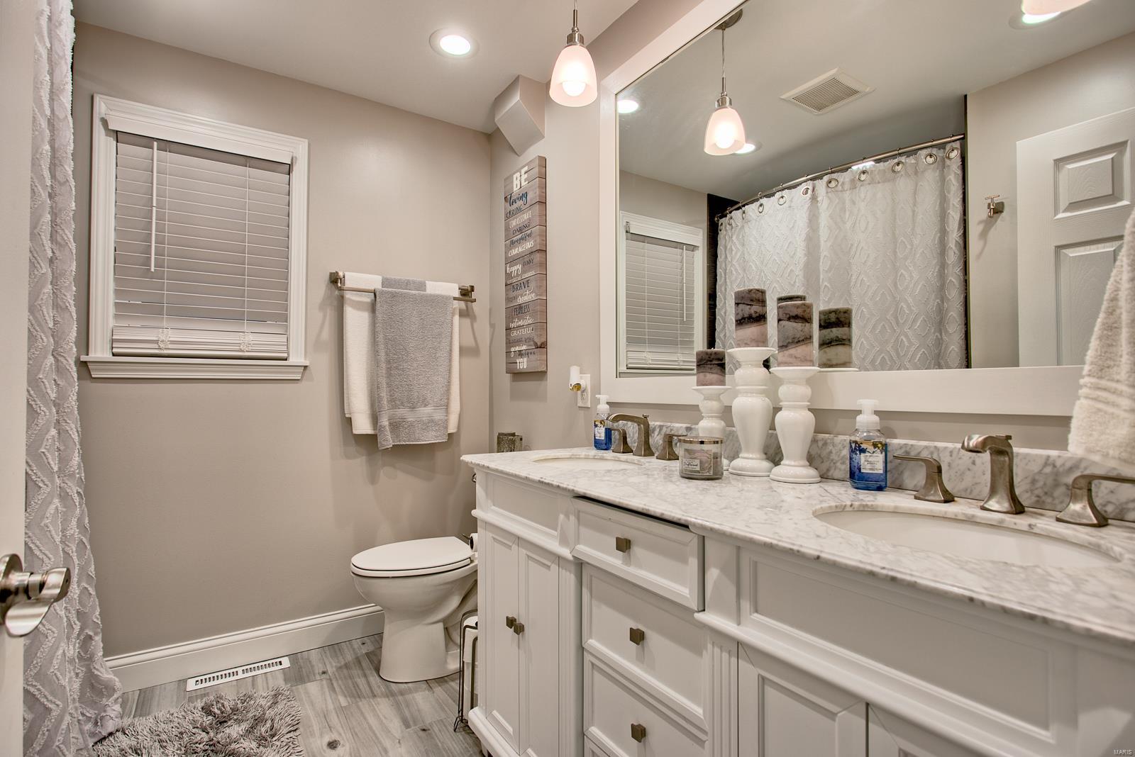 1075 Troy O'Fallon Road Troy, IL 62294 - Photo 20 of 40