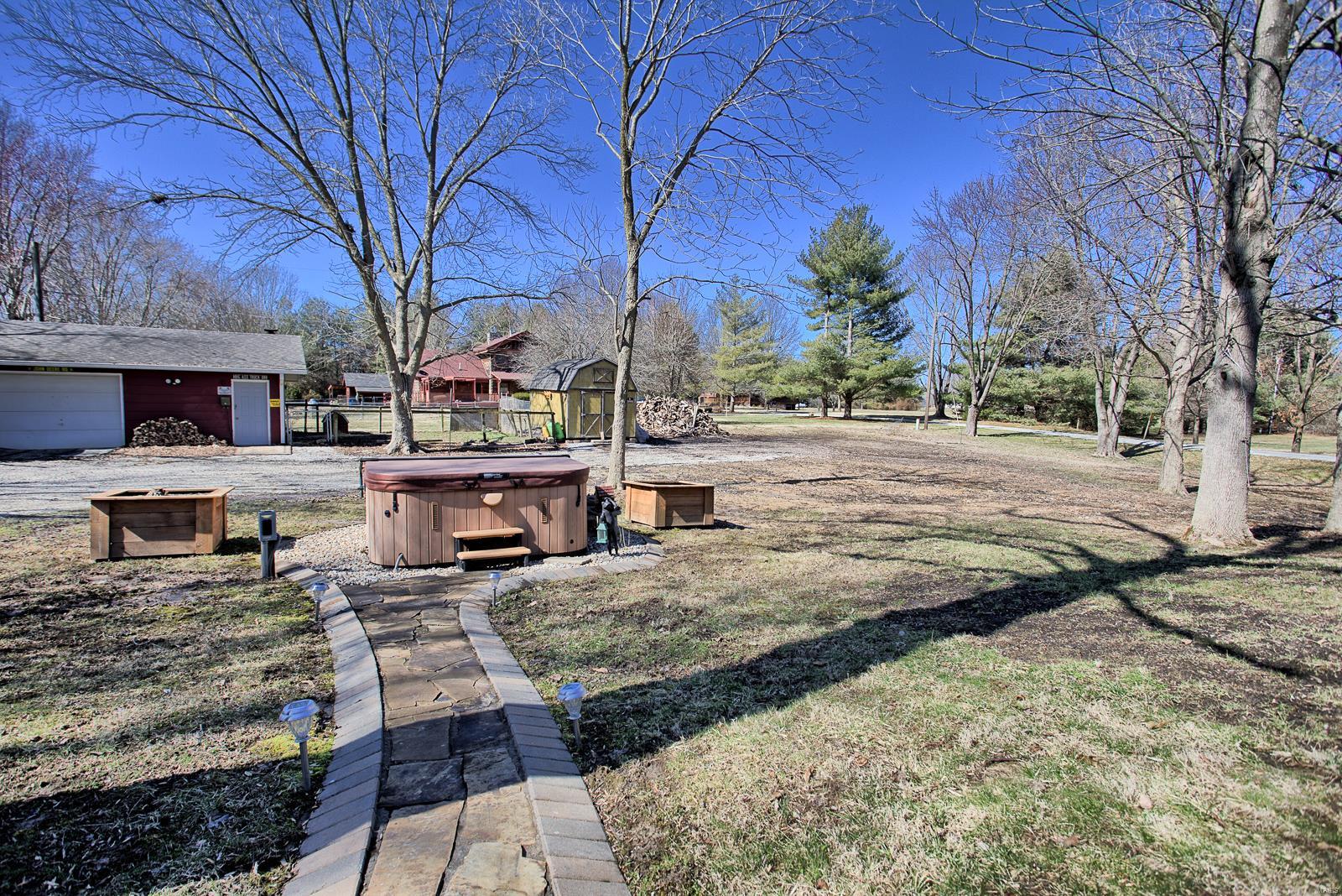 1075 Troy O'Fallon Road Troy, IL 62294 - Photo 37 of 40
