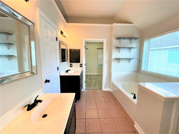 $2,900 | 16407 Stone Prairie Drive, Houston, TX 77095