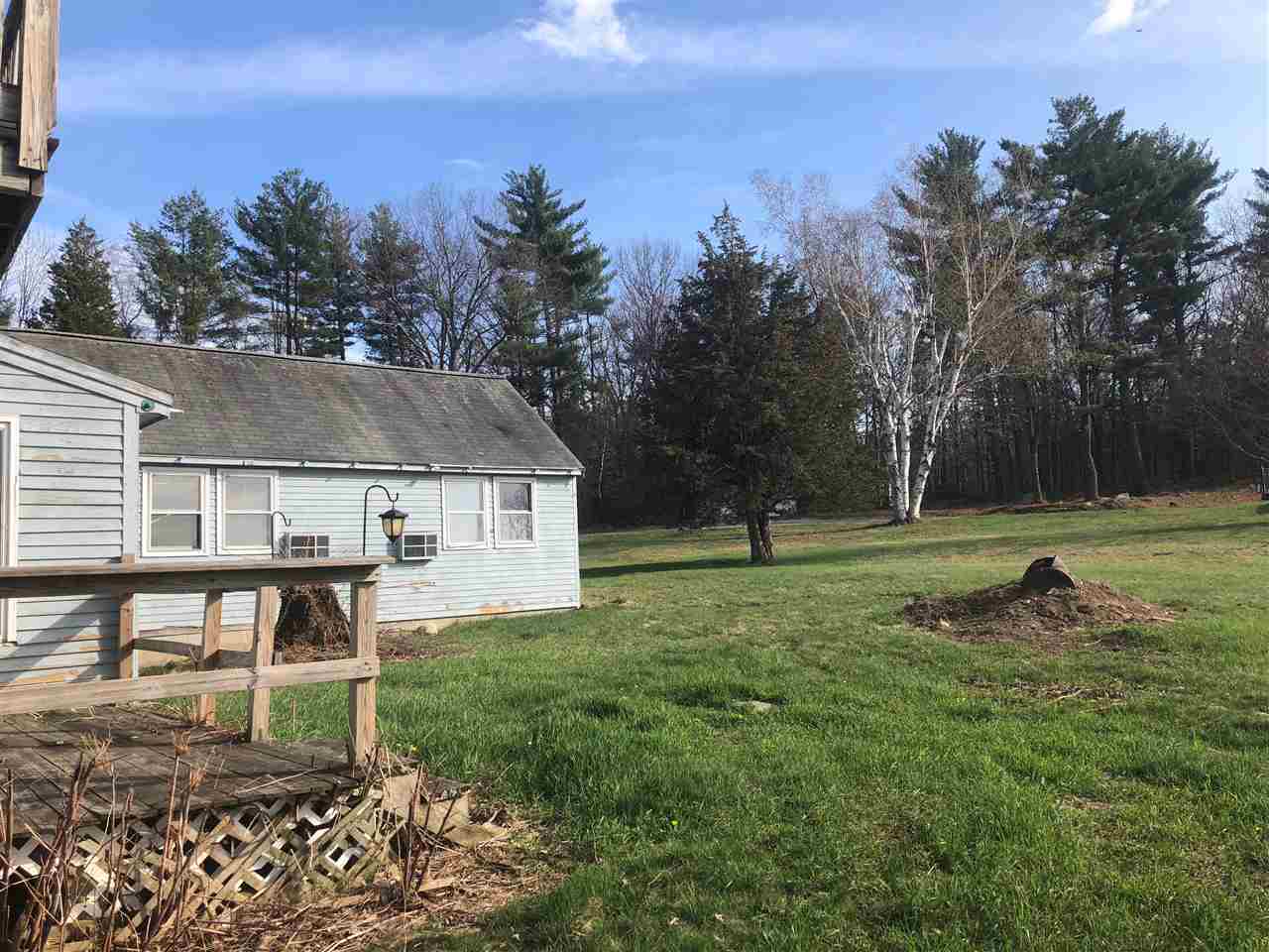 16 Ledge Road Pelham, NH 03076 - Photo 2 of 22