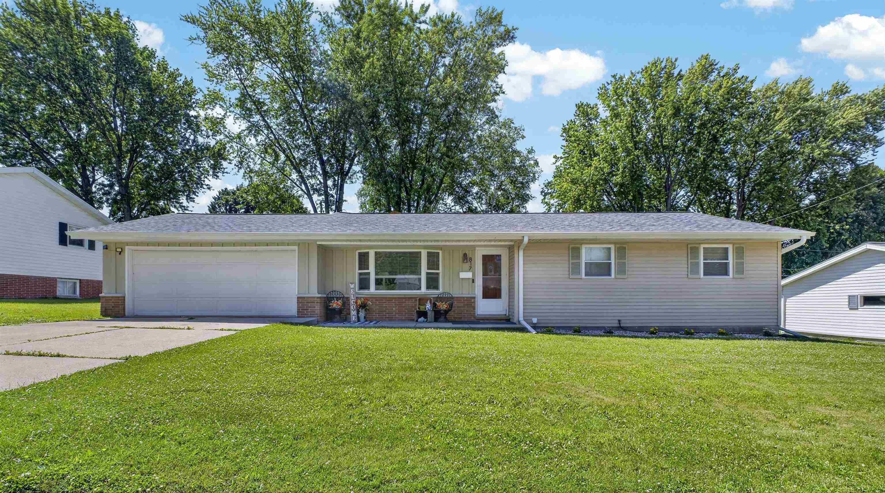 817 Rice Street Horicon, WI 53032 - Photo 11 of 36 Gallery Image 11
