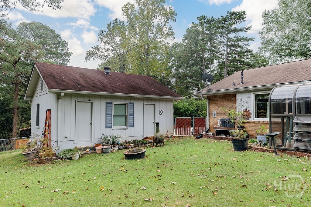1296 Lake Lucerne Road Southwest Lilburn, GA 30047 - Photo 40 of 57 Garage Side View