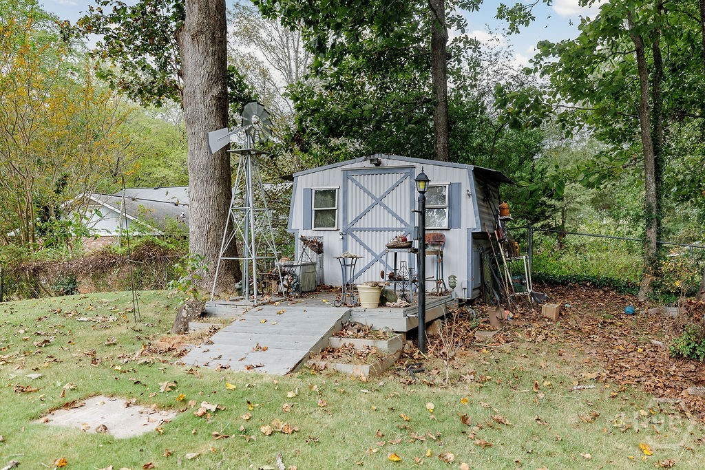 1296 Lake Lucerne Road Southwest Lilburn, GA 30047 - Photo 42 of 57 Shed
