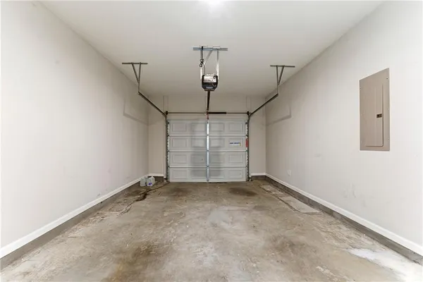 $2,650 | 1780 Sanford Lane, Atlanta, GA 30318