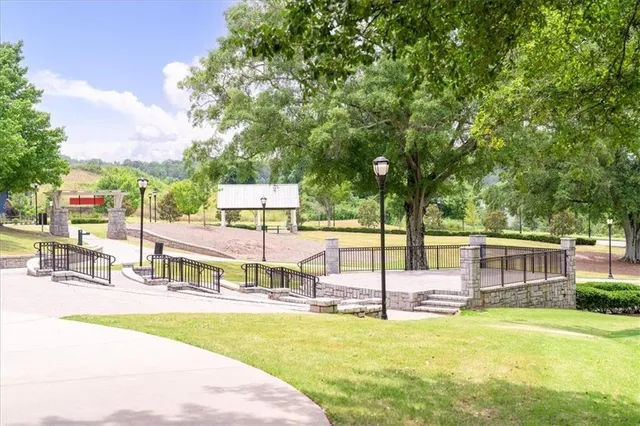 a street sign on a street next to a building
