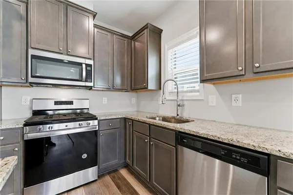 $2,650 | 1780 Sanford Lane, Atlanta, GA 30318