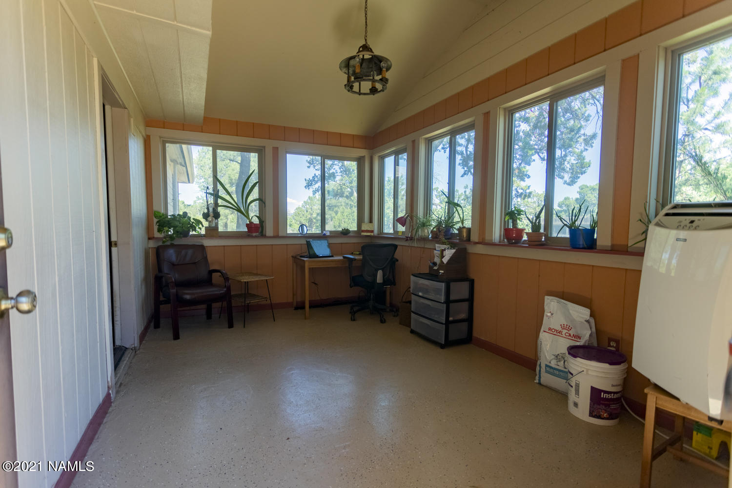 6700 Hutton Ranch Road Flagstaff, AZ 86004 - Photo 7 of 58 IMG_4659-HDR-Edit