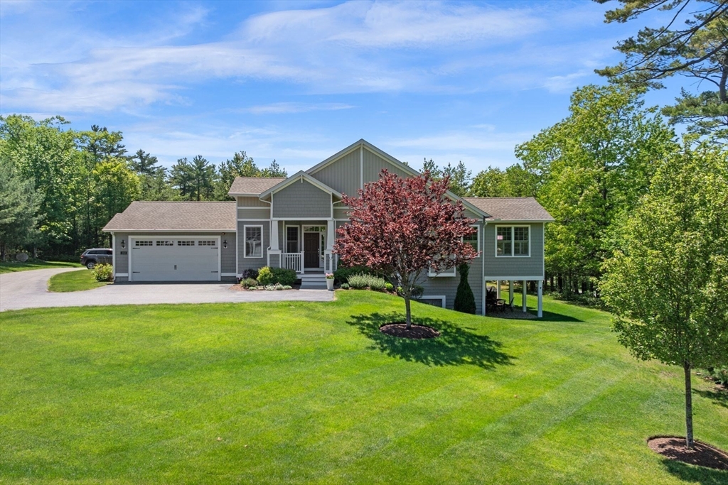 28 Kennedy Road, Unit B Gloucester, MA 01930 - Photo 3 of 39