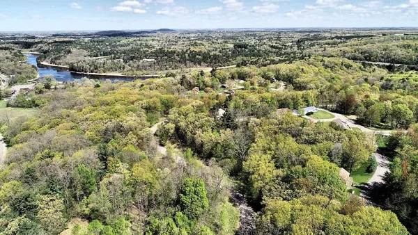 $45,000 | 9-10 Dakota Ridge Road, Baraboo, WI 53913