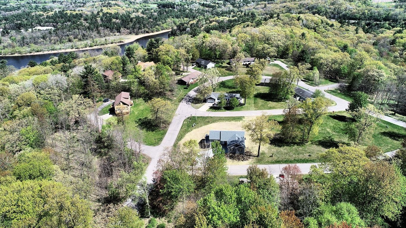 9-10 Dakota Ridge Road Baraboo, WI 53913 - Photo 20 of 34