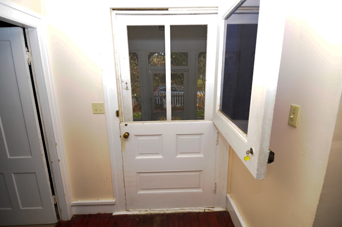 7 Sergeant St front Dutch door