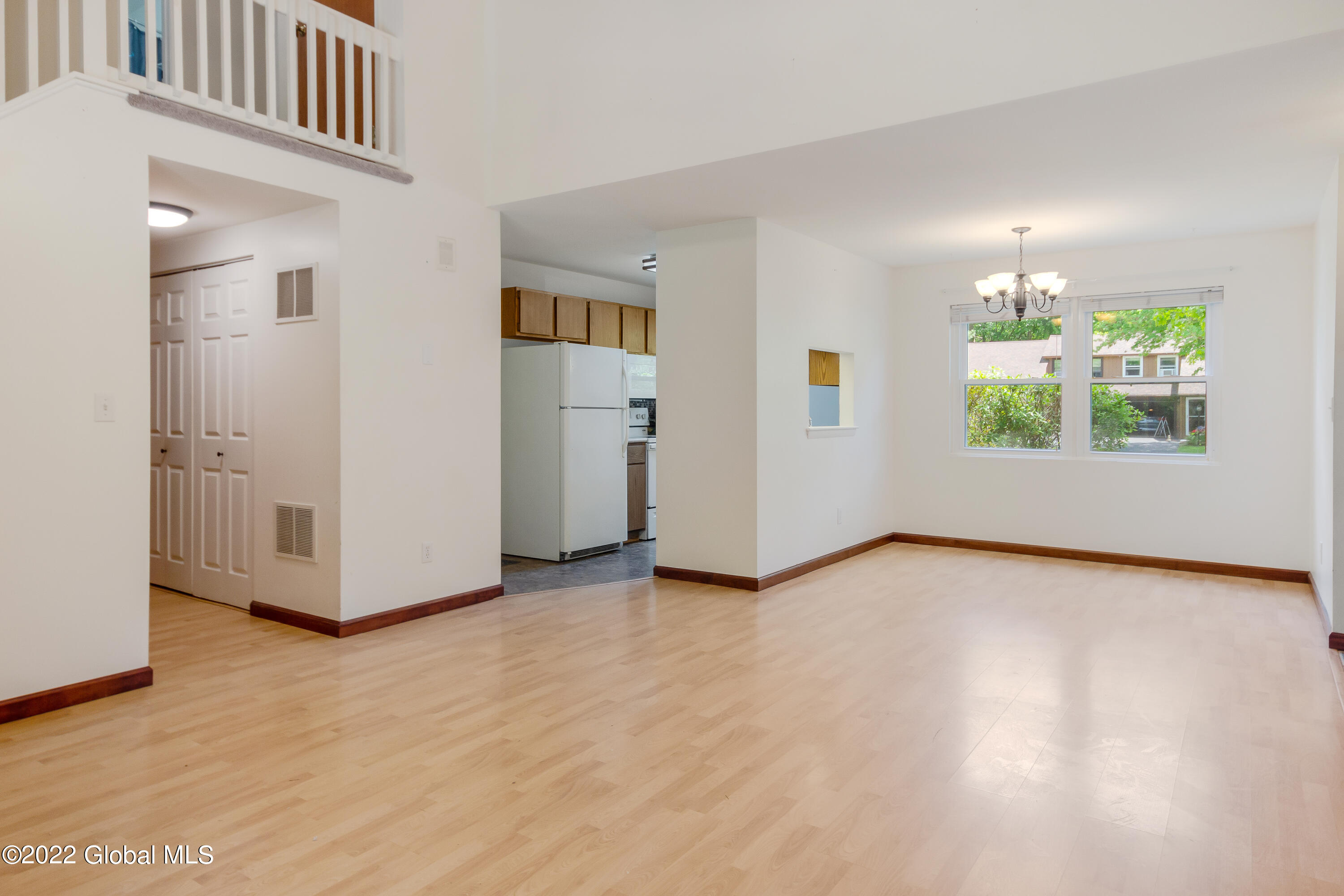 61 Wake Robin Road Malta, NY 12020 - Photo 4 of 25 61 Wake Robin Rd 5