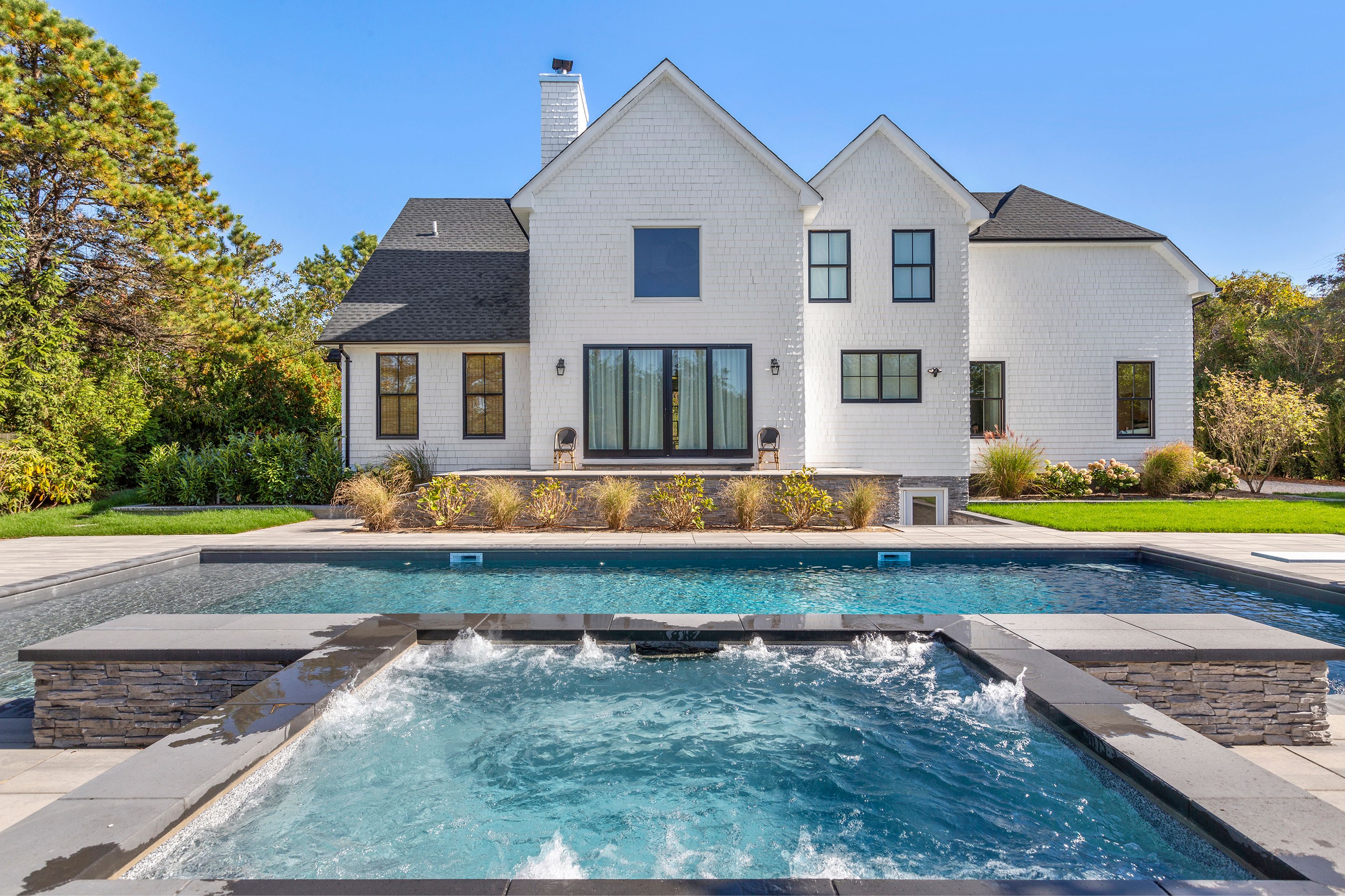 294 St Andrews Road Southampton, NY 11968 - Photo 3 of 41 Gallery Image 3