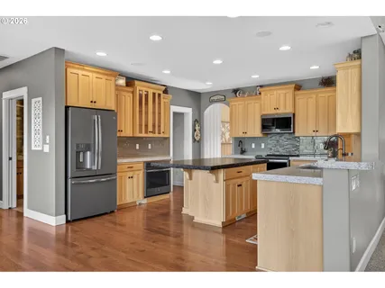 $1,995,000 | 33500 Northwest Norstar Ranch Road, Ridgefield, WA 98642
