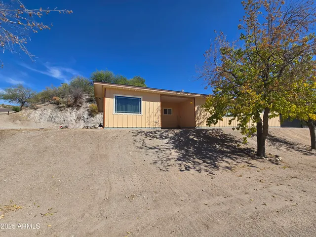 $1,750 | 525 El Recreo Court, Wickenburg, AZ 85390