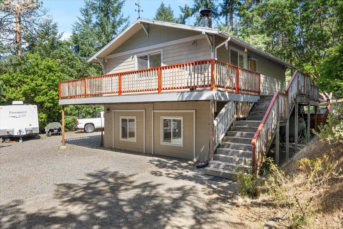 6041 Sterling Creek Road Jacksonville, OR 97530 - Photo 3 of 43 01-CI_0267