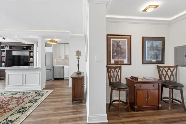 $239,900 | 1700 East 56th Street, Unit 1505, Chicago, IL 60637