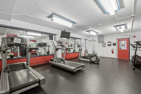 $239,900 | 1700 East 56th Street, Unit 1505, Chicago, IL 60637