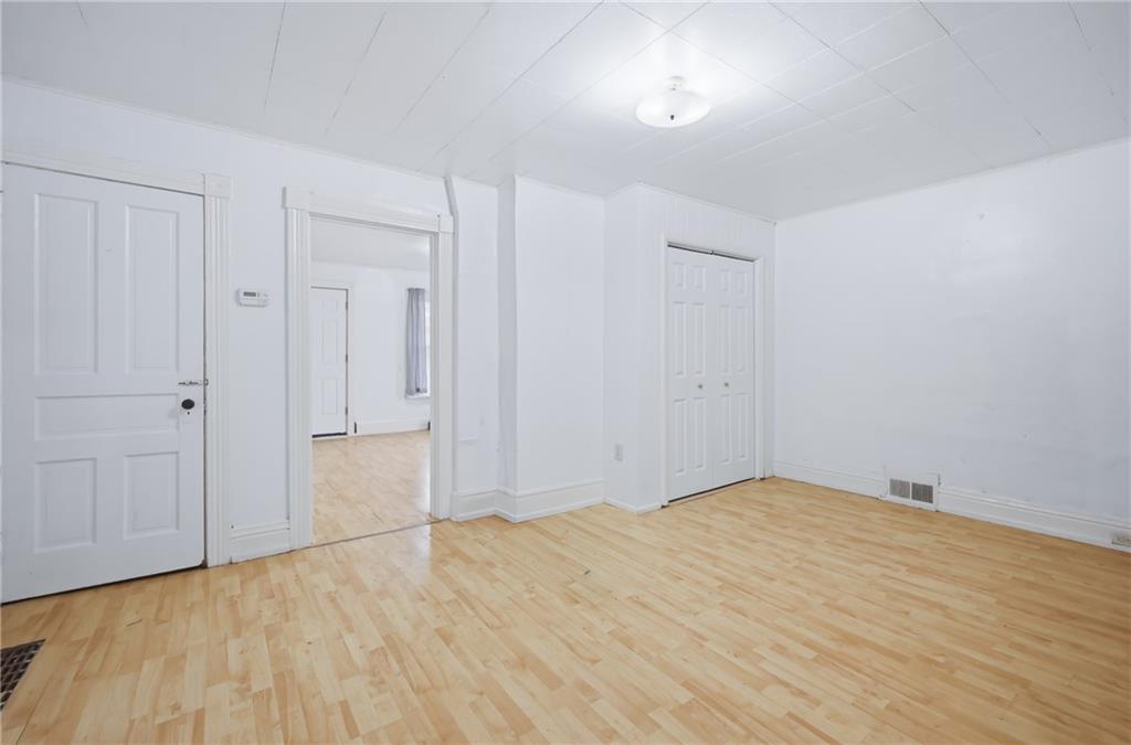 1016 Hamilton Avenue Farrell, PA 16121 - Photo 8 of 35 Gallery Image 8