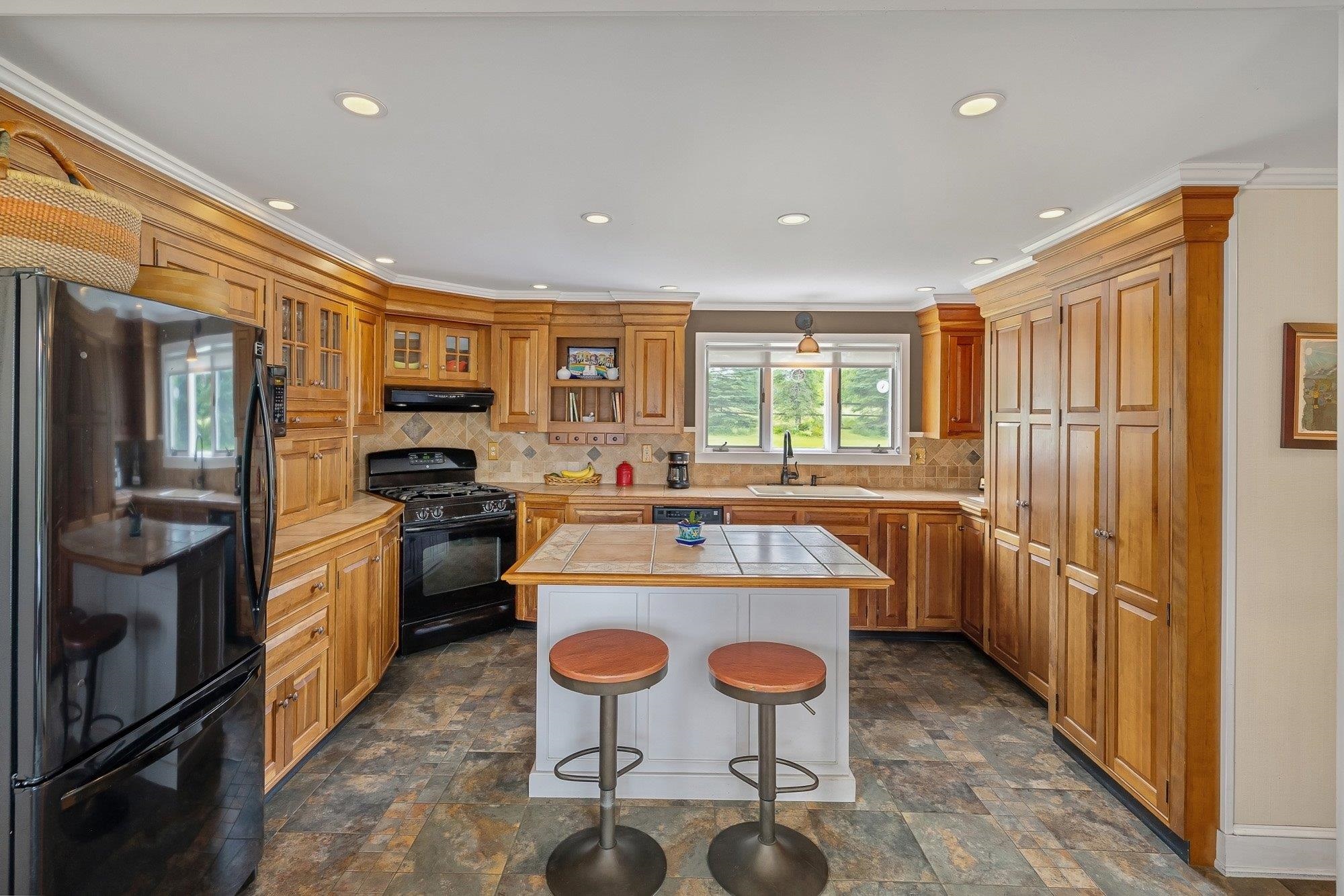 1225 Hardwick Street Hardwick, VT 05836 - Photo 14 of 48