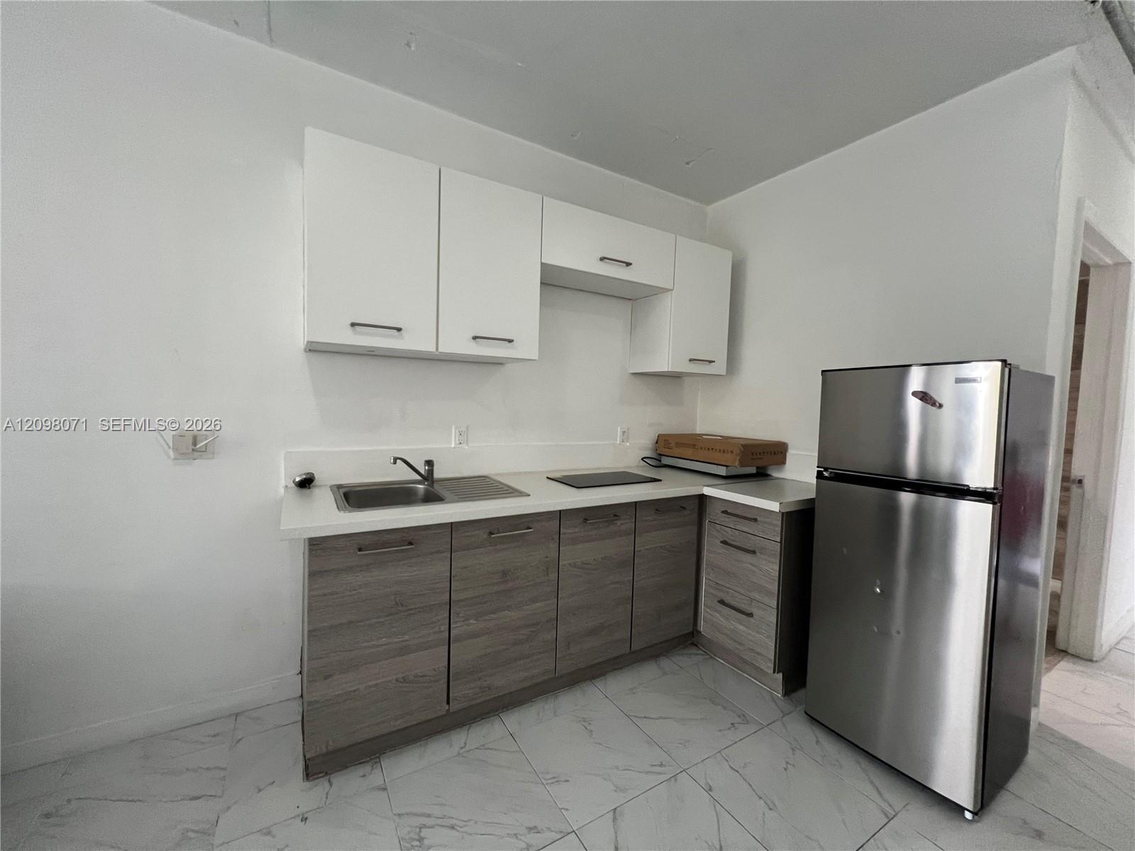 542 Southwest 3rd Street, Unit F1 Miami, FL 33130 - Photo 1 of 5 Gallery Image 1