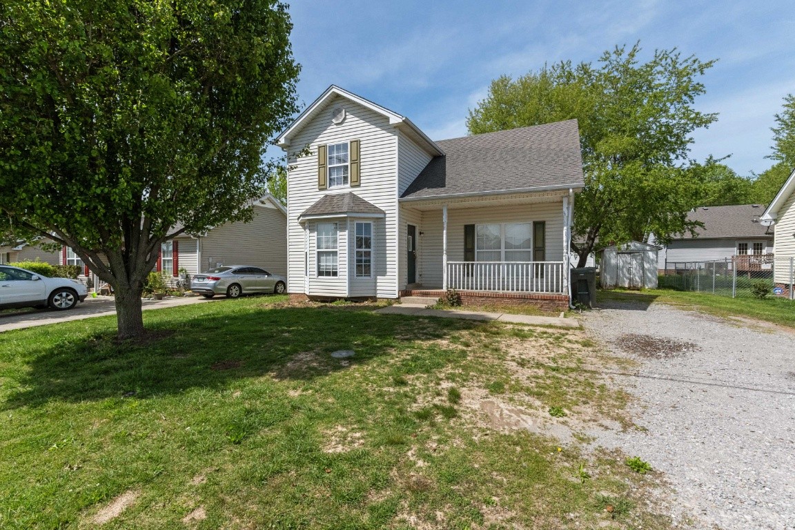 323 Bandera Lane Springfield, TN 37172 - Photo 1 of 33 front view of a house with a yard
