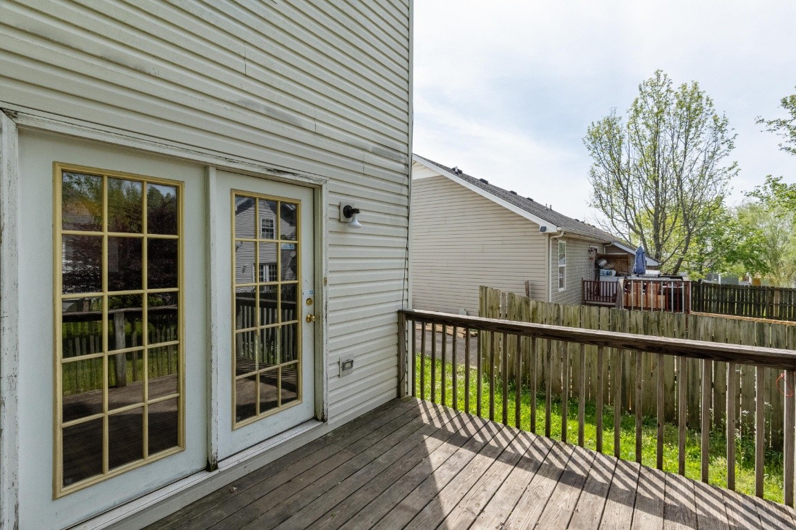 323 Bandera Lane Springfield, TN 37172 - Photo 31 of 33 a view of a house with a large window