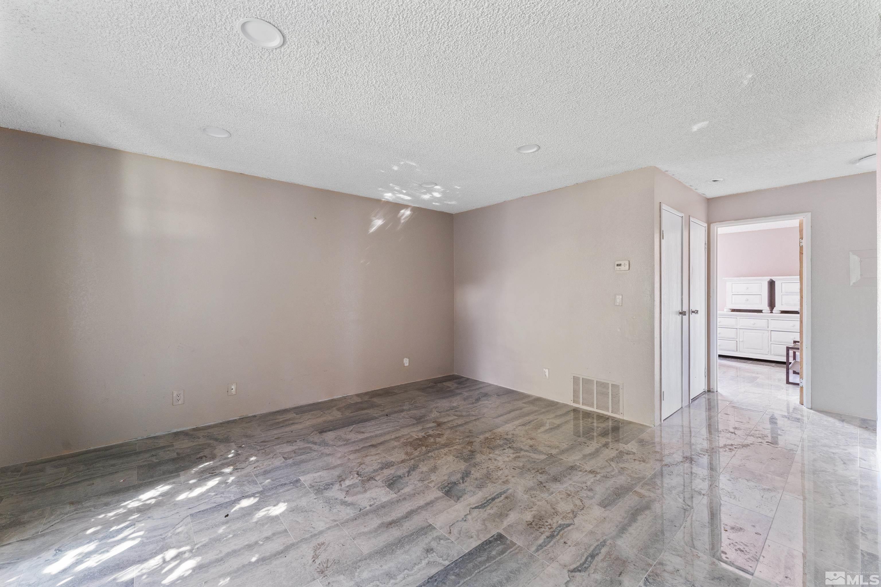 4602 Neil Road, Unit 94 Reno, NV 89502 - Photo 5 of 16 Photo 5