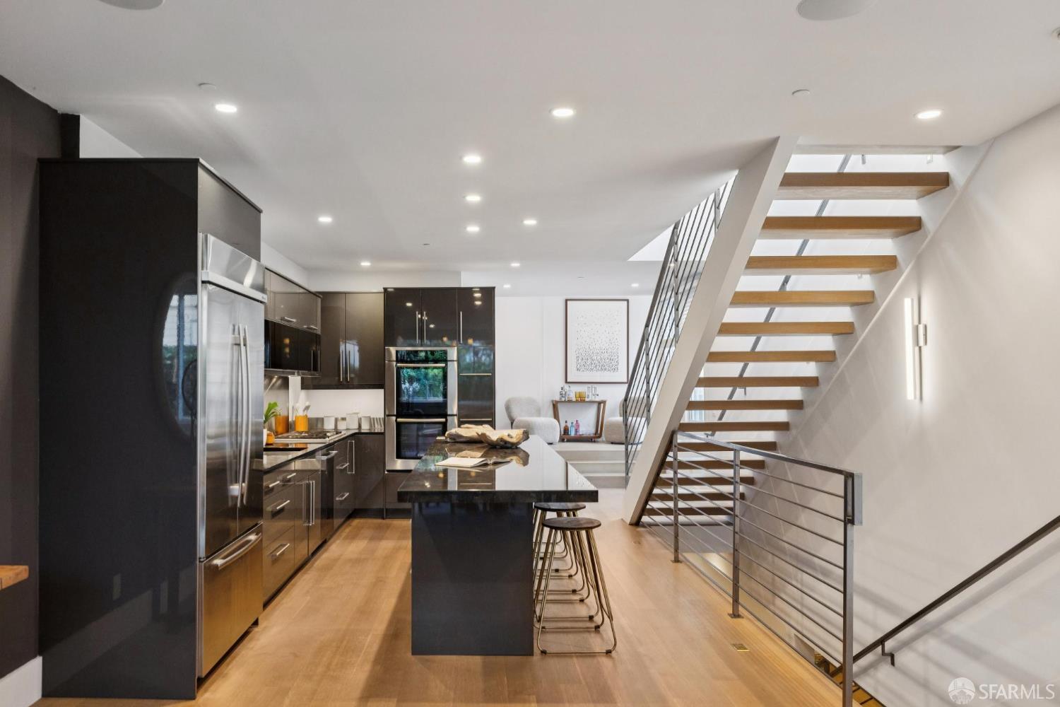 1533 Pacific Avenue San Francisco, CA 94109 - Photo 24 of 58