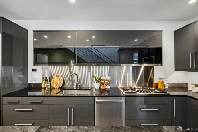 $3,350,000 | 1533 Pacific Avenue, San Francisco, CA 94109