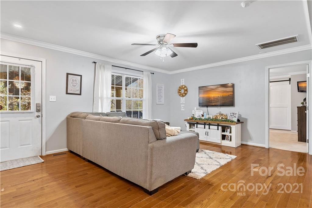10871 Troutman Road Midland, NC 28107 - Photo 6 of 31 Gallery Image 6