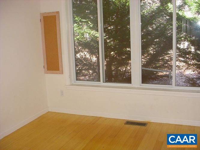 71 The Way Buckingham, VA 23921 - Photo 8 of 14 Gallery Image 8