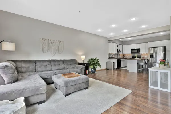 $285,000 | 2423 121st Circle Northeast, Unit C, Blaine, MN 55449