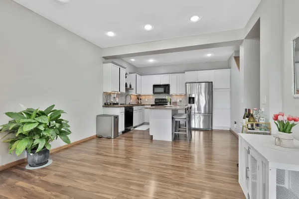 $285,000 | 2423 121st Circle Northeast, Unit C, Blaine, MN 55449