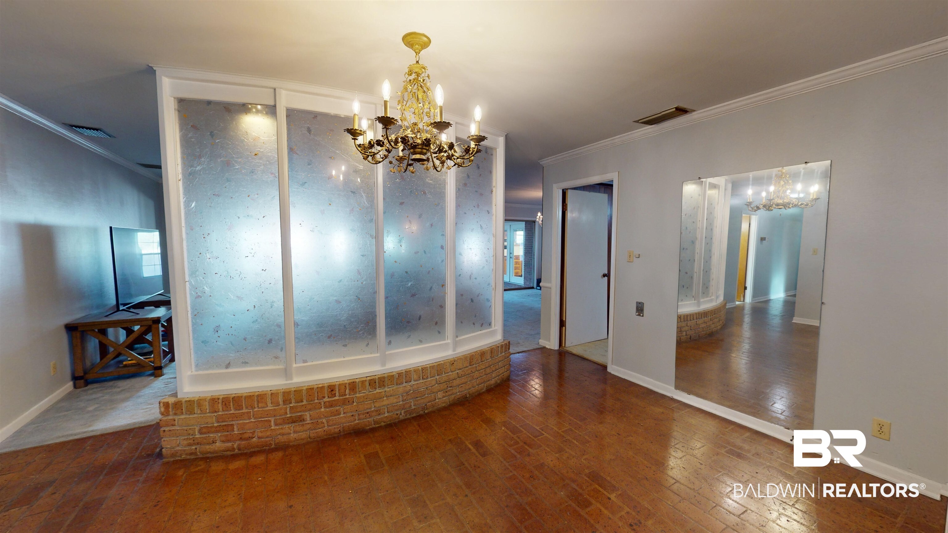 3904 South Ashley Drive Mobile, AL 36608 - Photo 3 of 28 Entry