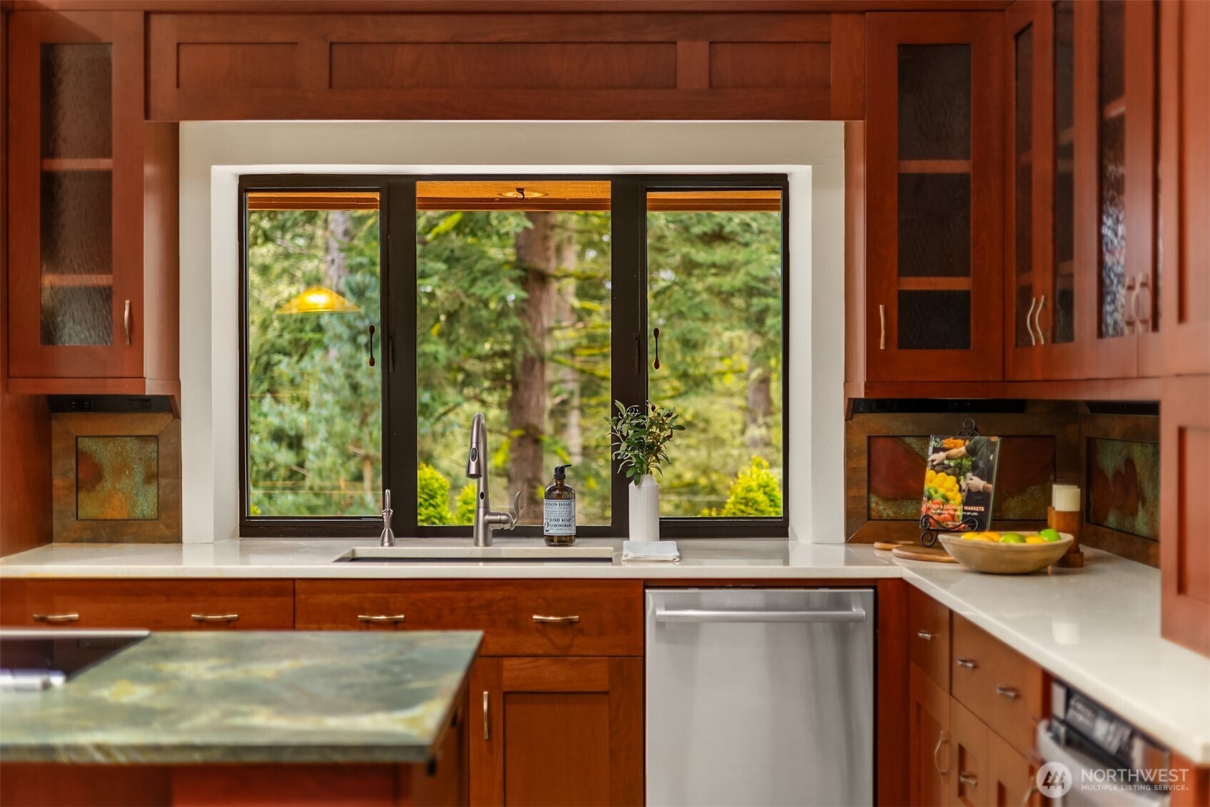 16830 Seminole Road Northeast Poulsbo, WA 98370 - Photo 12 of 38