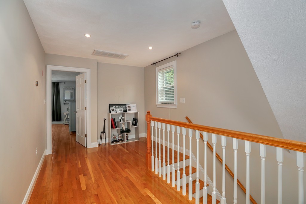 34 Imbaro Road Boston, MA 02136 - Photo 12 of 28 Gallery Image 12