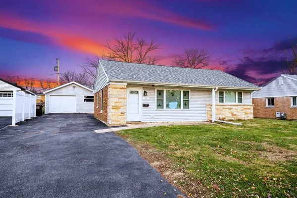 $150,000 | 74 Marquette Street, Park Forest, IL 60466