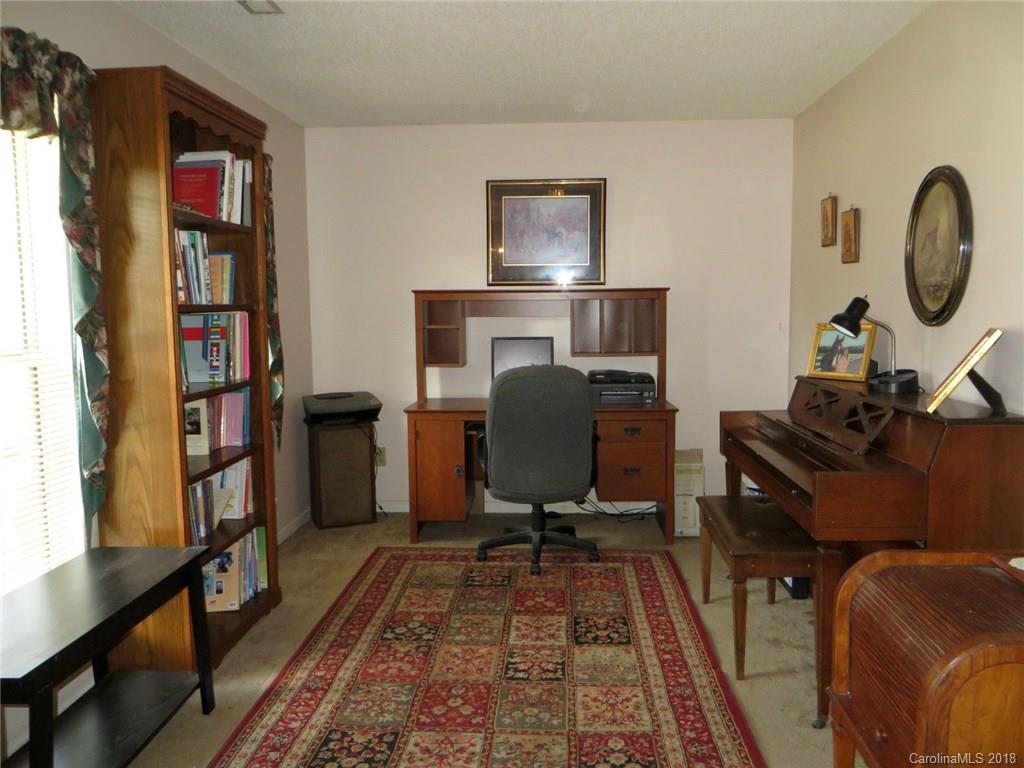 14725 Smith Road Charlotte, NC 28273 - Photo 5 of 17 Gallery Image 5
