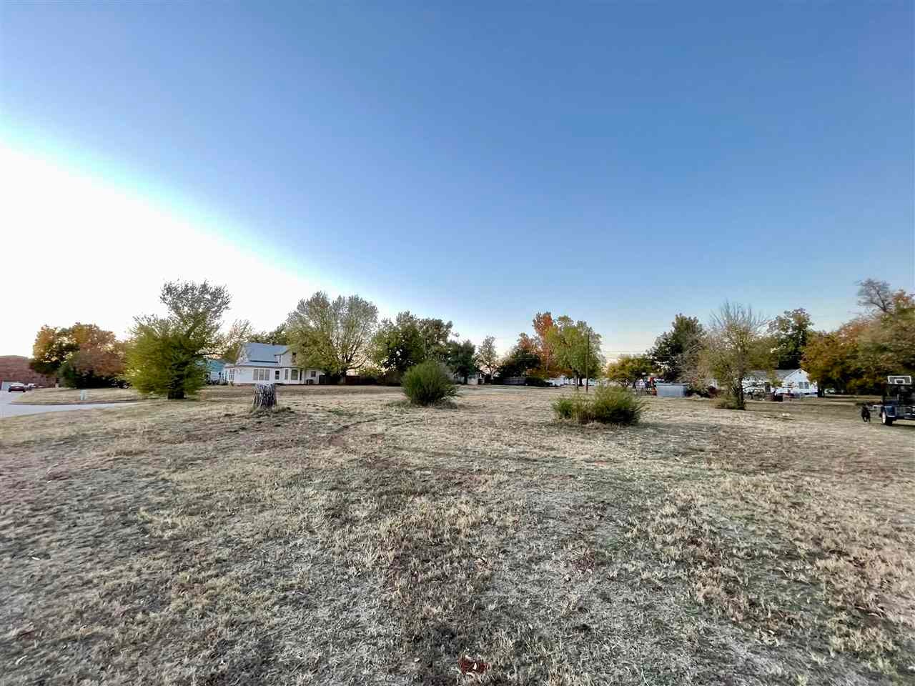 1225 Delaware Perry, OK 73077 - Photo 1 of 2 Gallery Image 1
