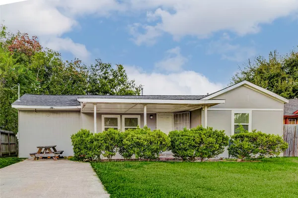 $185,000 | 907 Whitaker Avenue, Pasadena, TX 77506