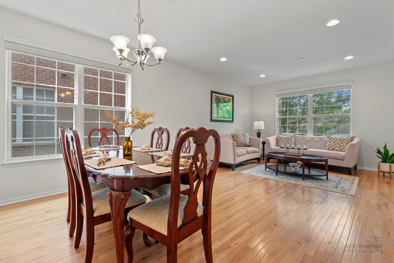 220 River Front Drive Mount Prospect, IL 60056 - Photo 8 of 33 a dining room with furniture and window