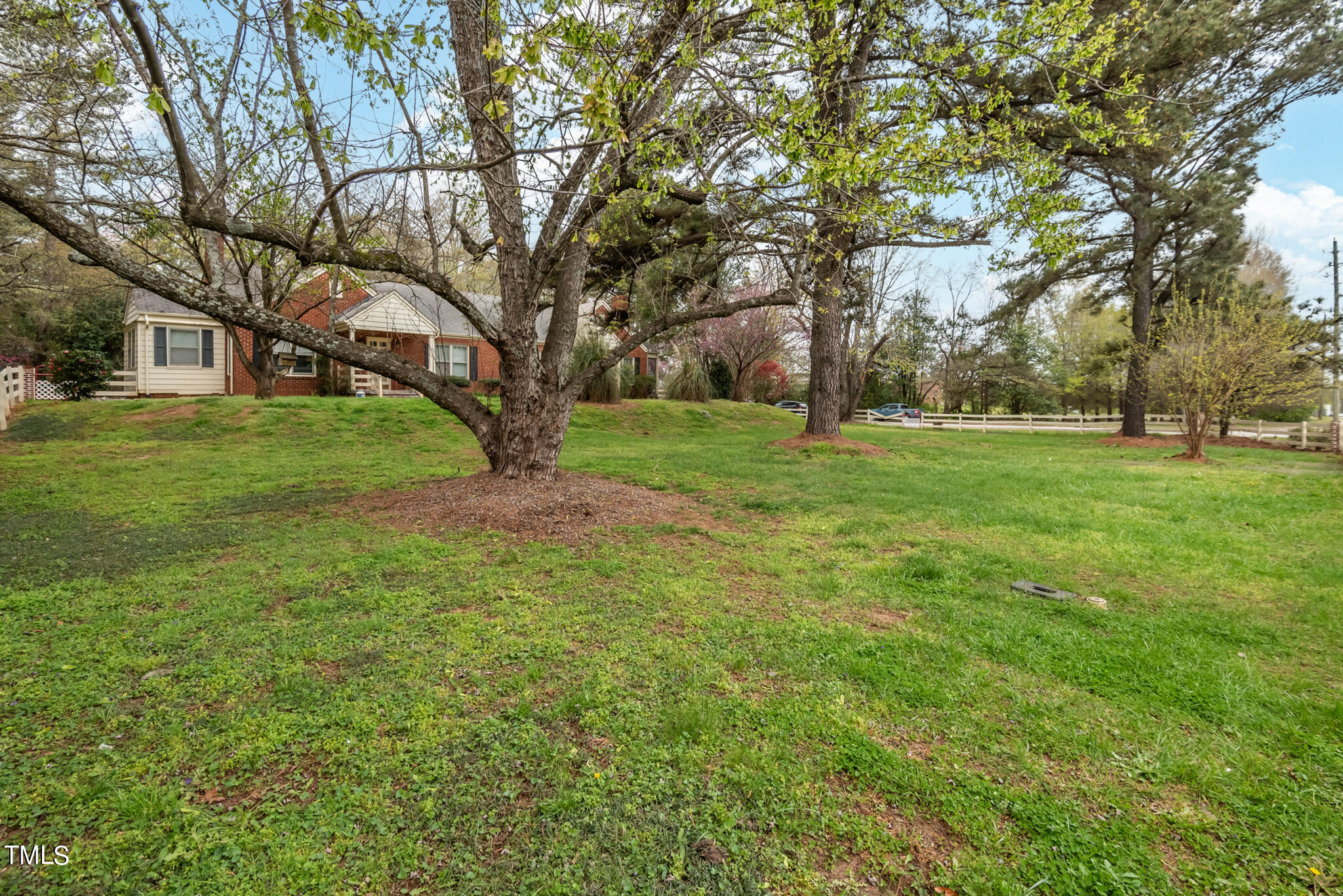 2410 Garner Road Raleigh, NC 27610 - Photo 8 of 32 DSC_0008-HDR