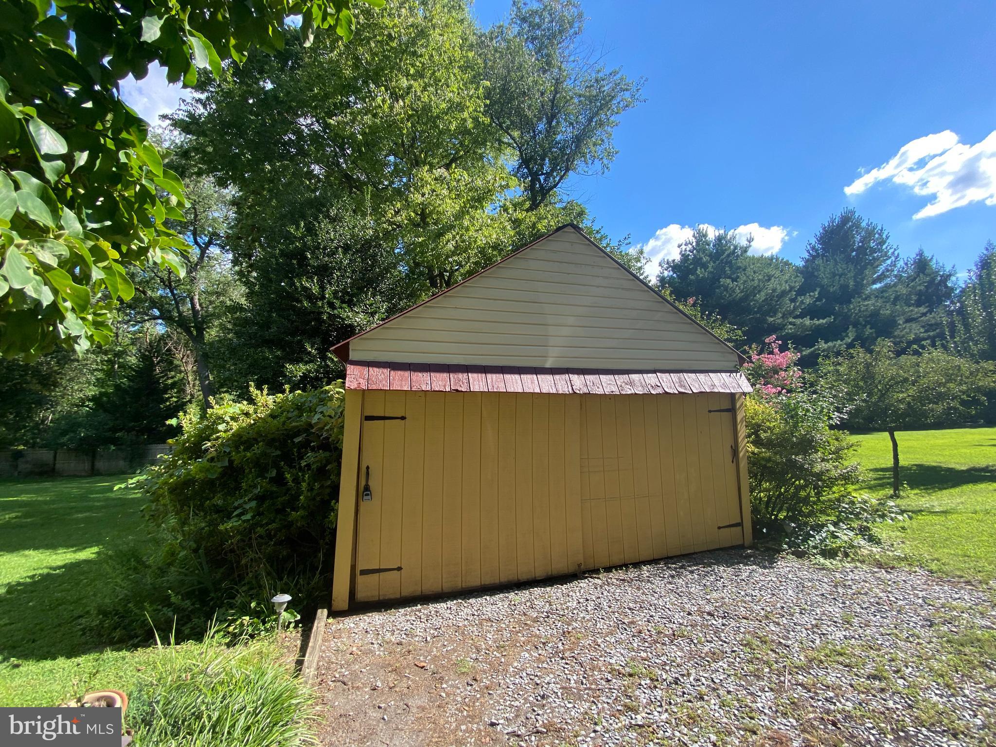 13300 Darnestown Road Gaithersburg, MD 20878 - Photo 8 of 73 Two detached Garage!