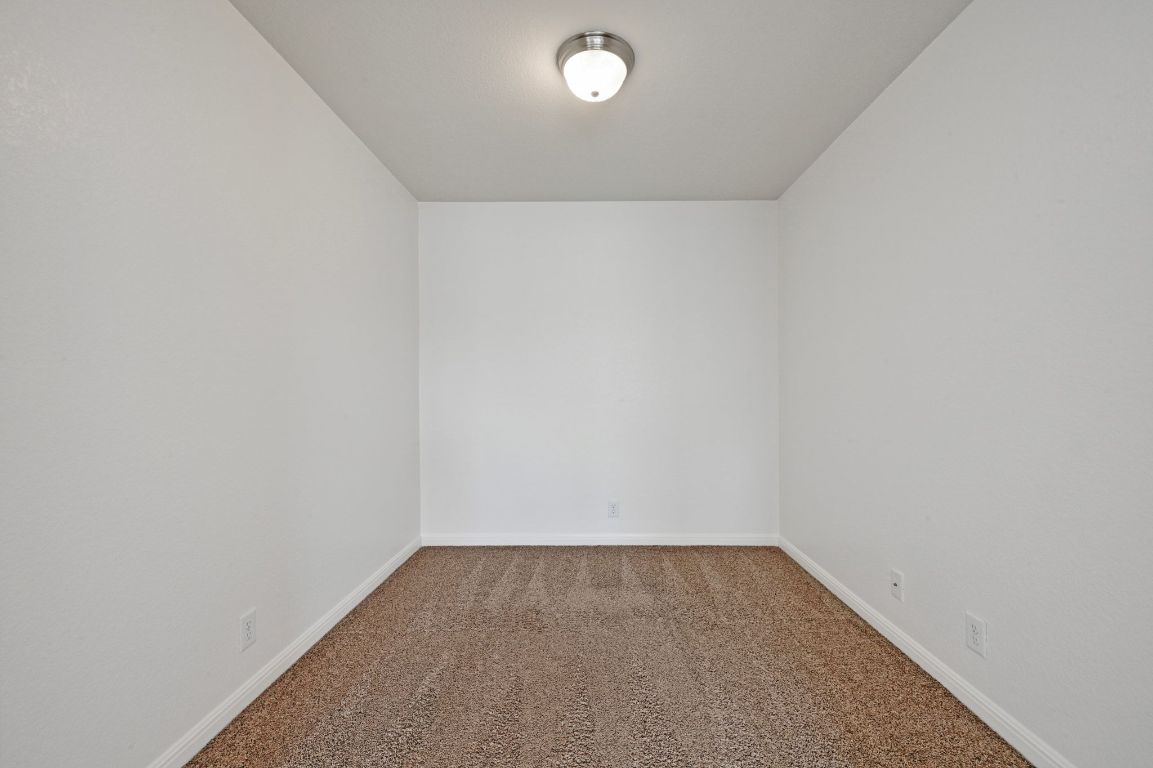 11248 Lost Maples Trail, Unit 11248 Austin, TX 78748 - Photo 17 of 22 a view of room