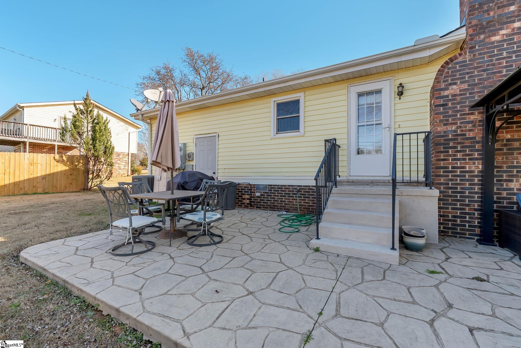 208 Agewood Drive Simpsonville, SC 29680 - Photo 17 of 23