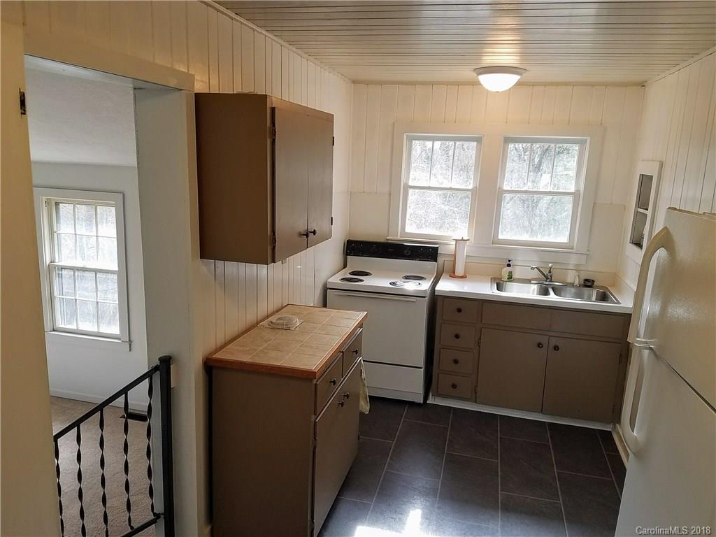 501 Fairview Road, Unit 3 Asheville, NC 28803 - Photo 6 of 11 Gallery Image 6