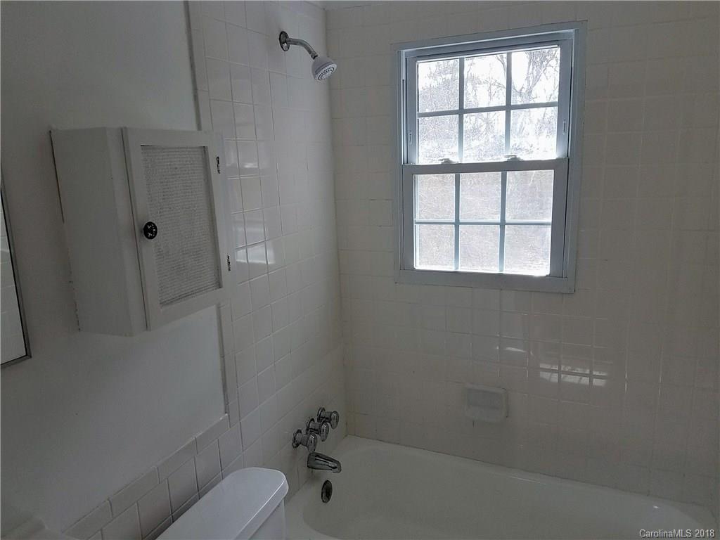 501 Fairview Road, Unit 3 Asheville, NC 28803 - Photo 7 of 11 Gallery Image 7