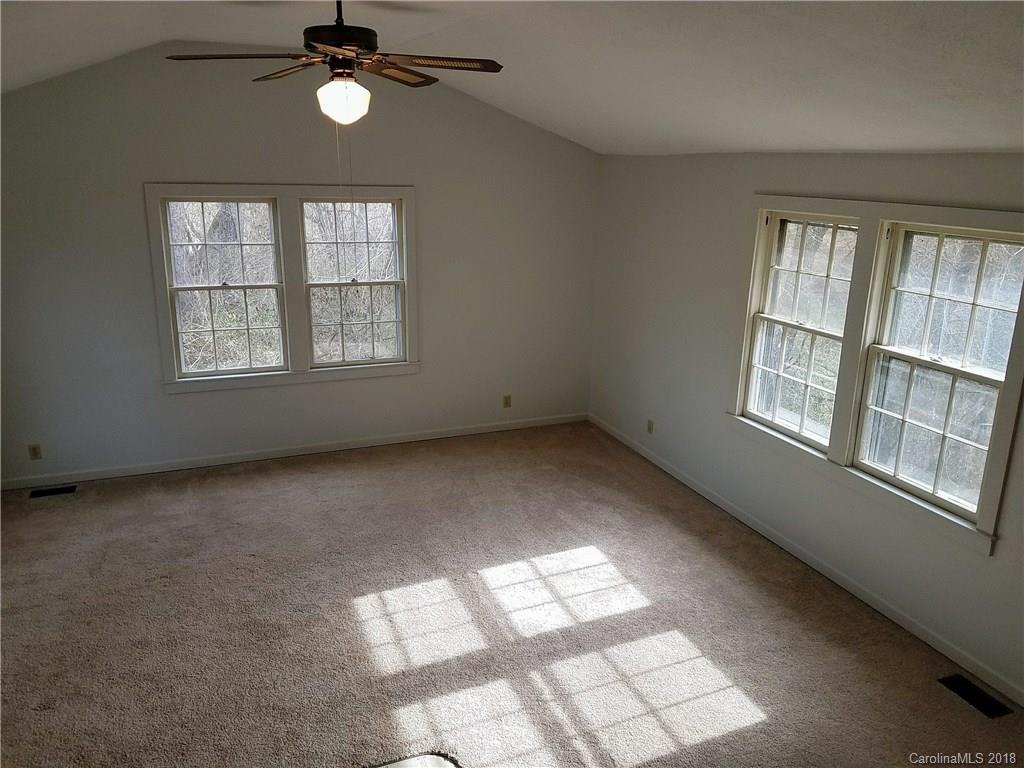 501 Fairview Road, Unit 3 Asheville, NC 28803 - Photo 10 of 11 Gallery Image 10