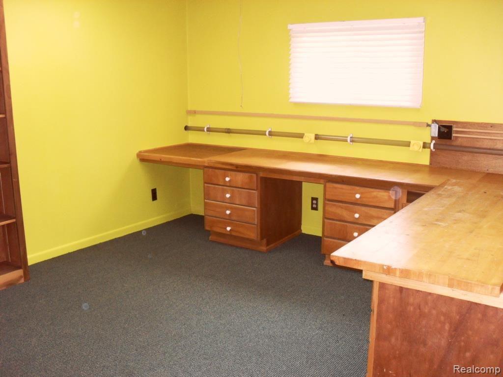 3583 Campbell Road North Street, MI 48049 - Photo 11 of 20 SDC12017.jpg